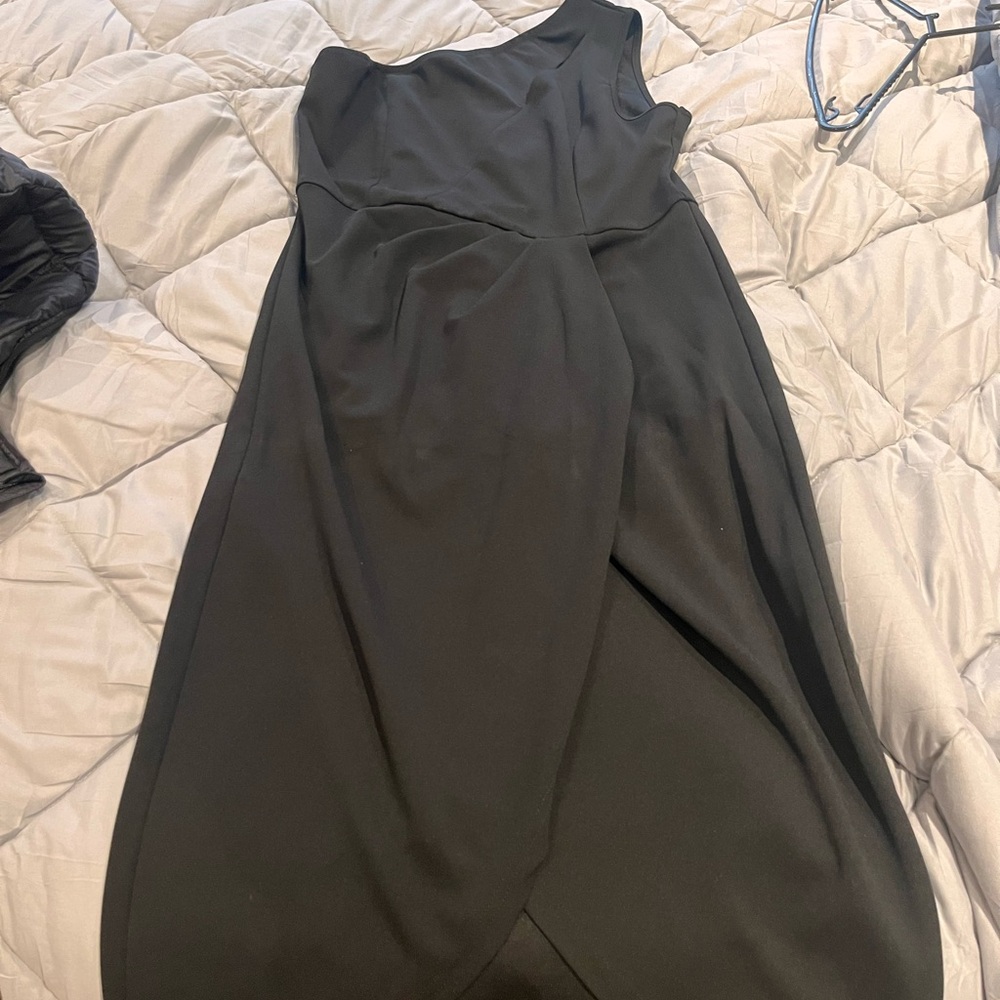 Chic One Shoulder Black Dress